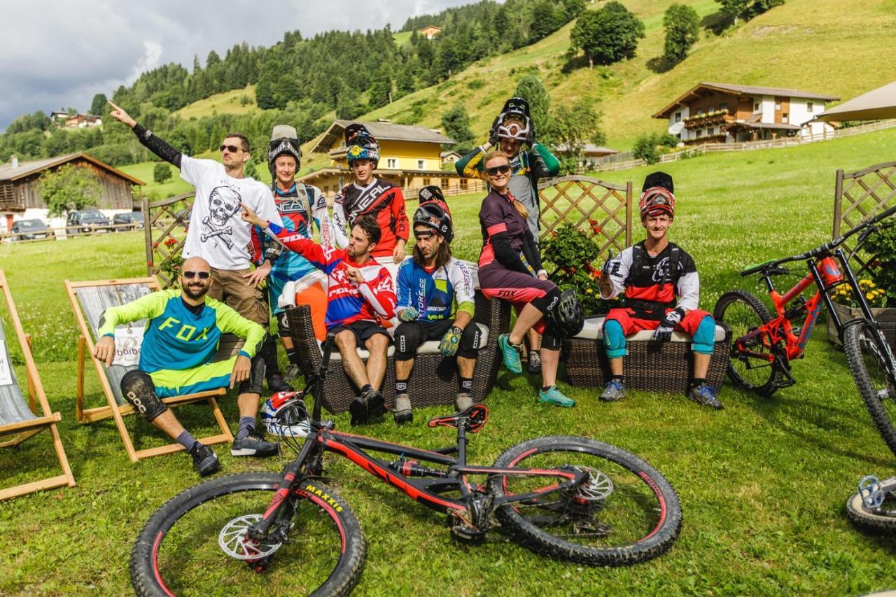 Hotel Barbarahof Saalbach Extérieur photo