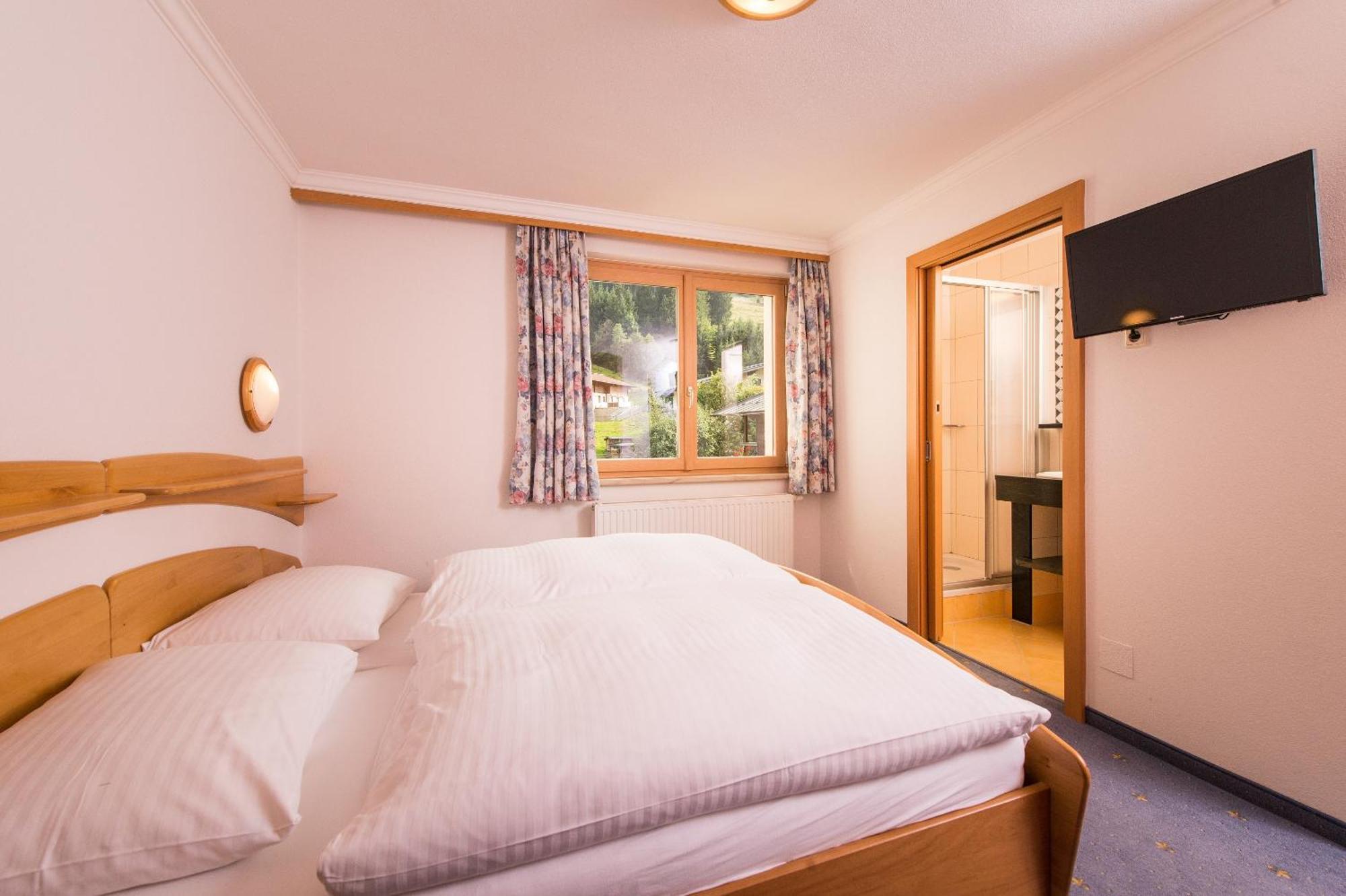 Hotel Barbarahof Saalbach Chambre photo